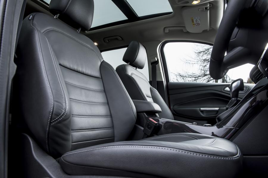 Интерьер Ford Kuga ST-Line 2017 года  (UK) (фото 62 из 63)